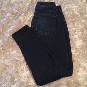 BRAND NEW! Paige Jeans, Hoxton Ankle. Size 27.